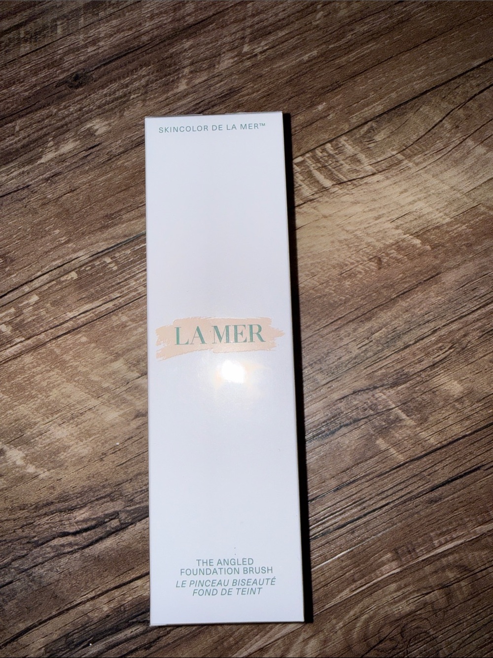 La Mer Angled Foundation Brush
